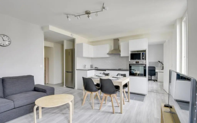 Chic and spacious apart with parking