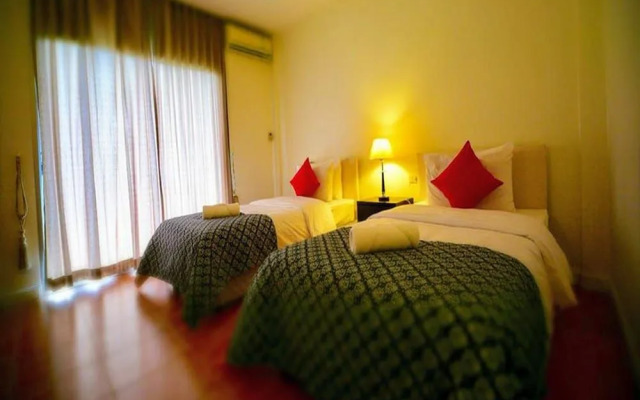Home and Hill Resort