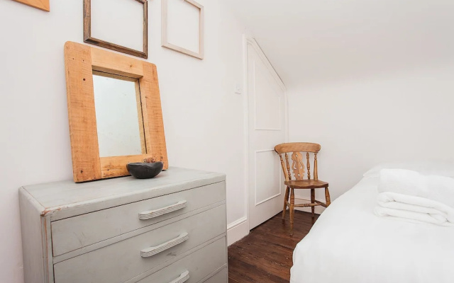 1 Bedroom Flat In Vibrant Brixton