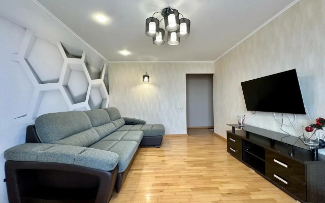 EasyRent Аэродромная,72а