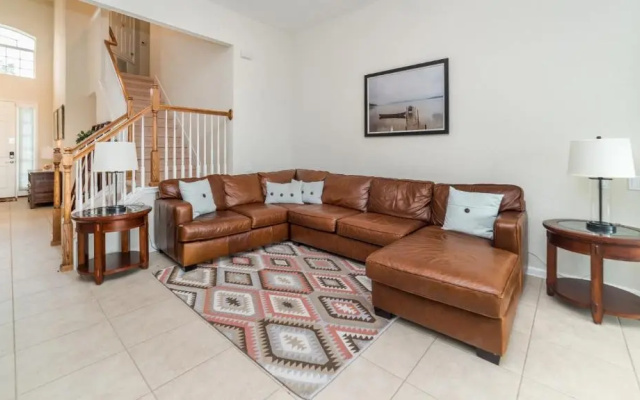 2566 Archfeld Blvd
