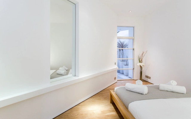 Oxford Circus Apartments