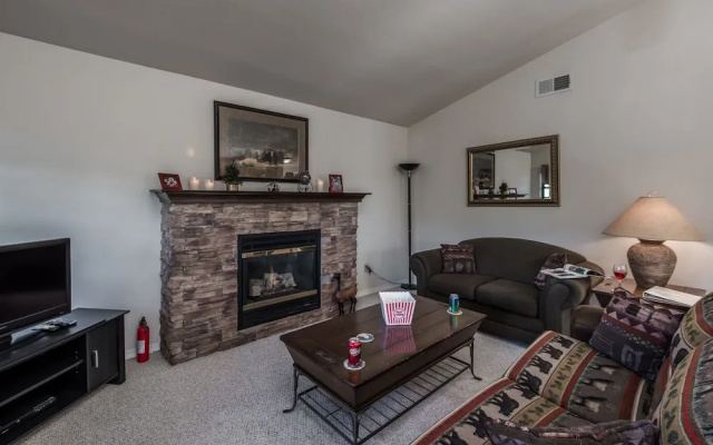 411alpinevillage100mtncb - Alpine Village Cabin #100