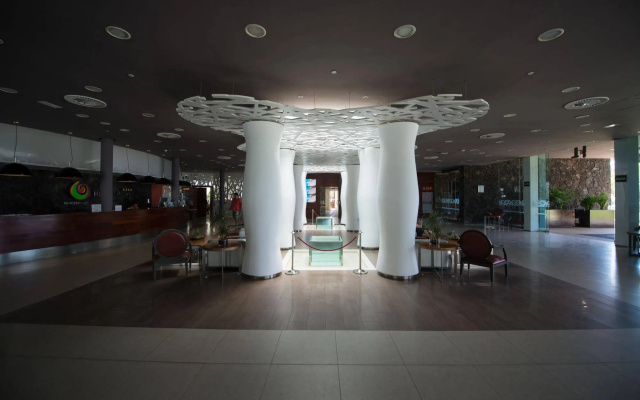 Hotel HD Beach Resort & SPA