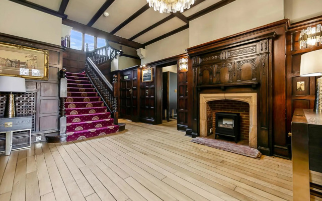 Tudor Grange