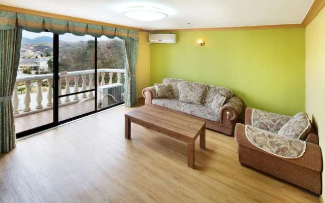 Hanwha Resort Baegam Hot Springs