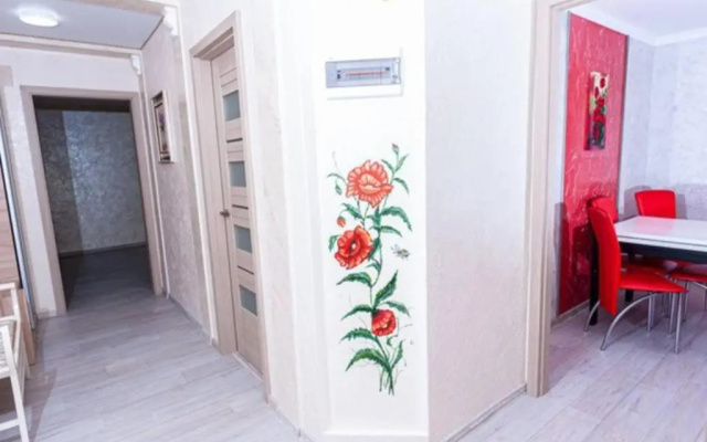 Тараскова 16, Люкс, ЮЗР
