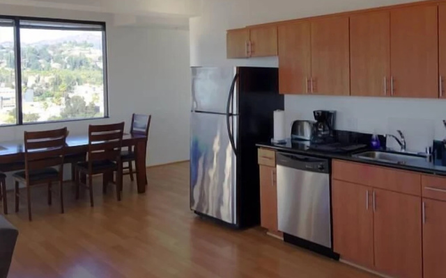 Hollywood 0 Bedroom Studio By Senstay