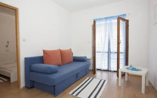 Apartments Nikolina