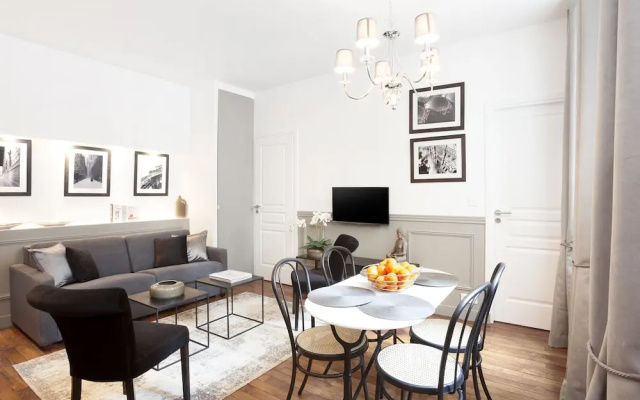 Luxury 2BR Gr-Boulevards I by Livinparis