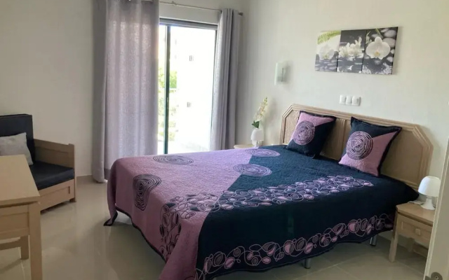 Alvor Red Nice Terrace Flat