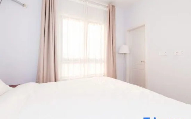 Hangzhou Tonglu Shengtuo Serviced Apartment (Tonglu East Station Jiangnan Town)