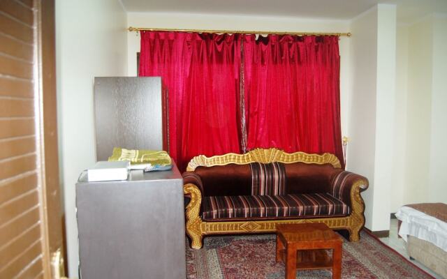 Al Eairy Furnished Apartments Jeddah 2 1