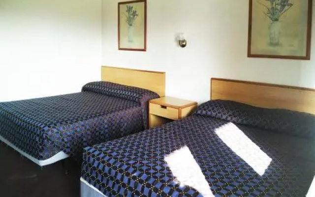 Port City Inn