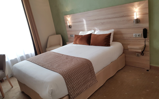 Hotel Champerret Elysees