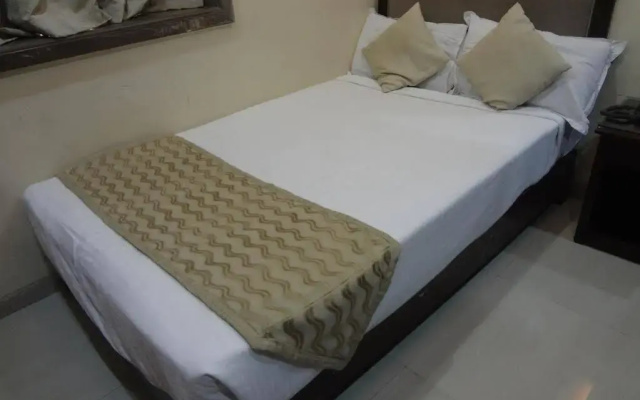 Hotel P A Residency