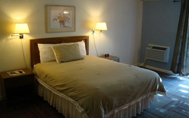 Ponderosa Gardens Motel