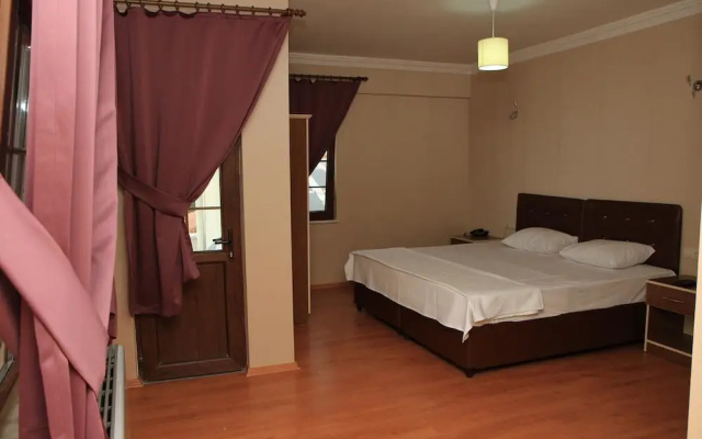 Cansizoglu Hotel