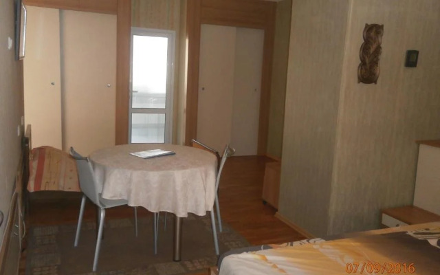 Maystorov Guest House