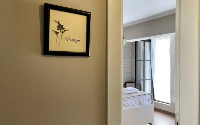 1870 Tas Konak Otel Sanat Sokagi