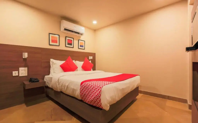 City Xpress Hotel Rooms by OYO Rooms