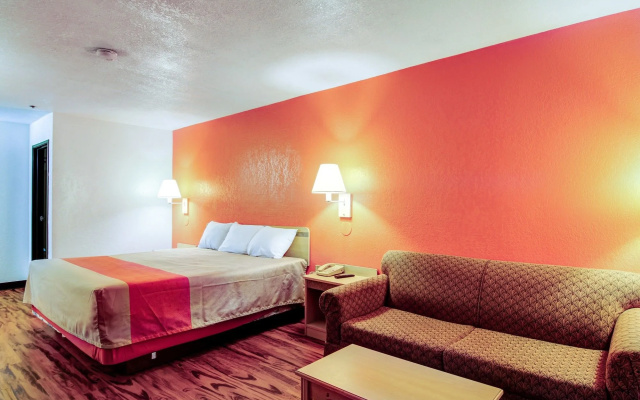 Motel 6 - Columbia
