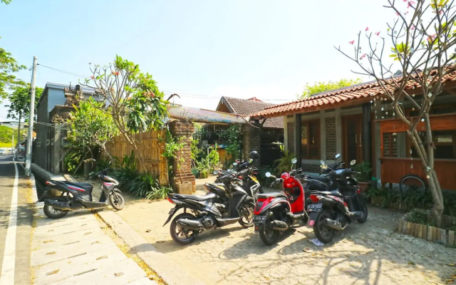 Indopurejoy House