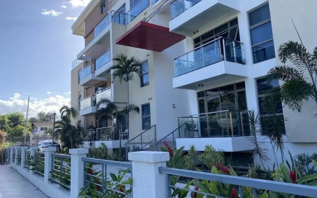 Echelon Escape Luxury 1B/R with Pool & Gym