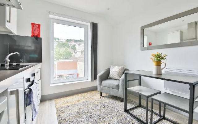 Stunning Studio In Converted Building
