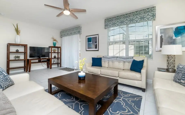 9051 Dogleg Drive