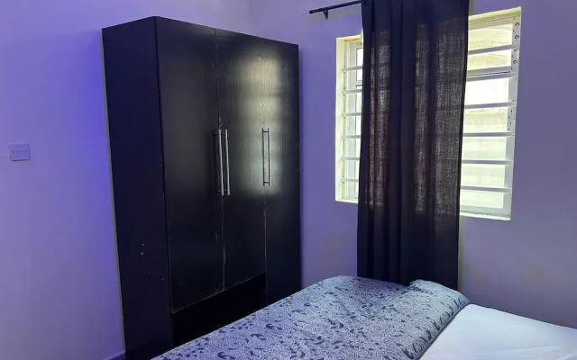 Apartment - Sleeps 4 - Parking - Wi-fi