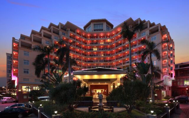 Sanya Golden Phoenix Sea View Hotel вид на фасад