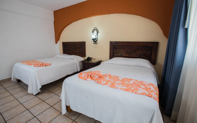 El Pescador Hotel