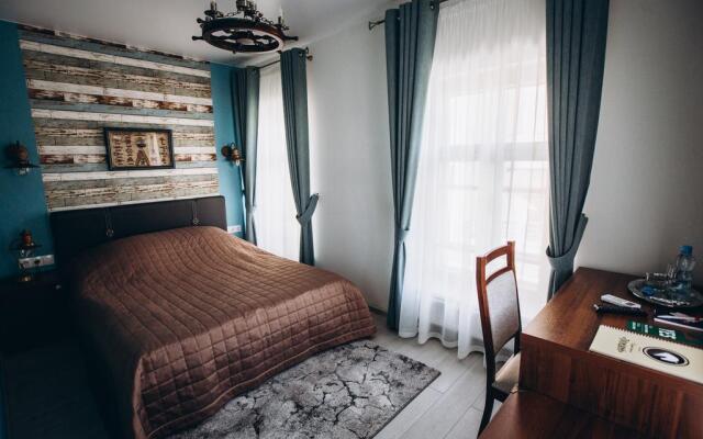 Butik-otel' Troitskij