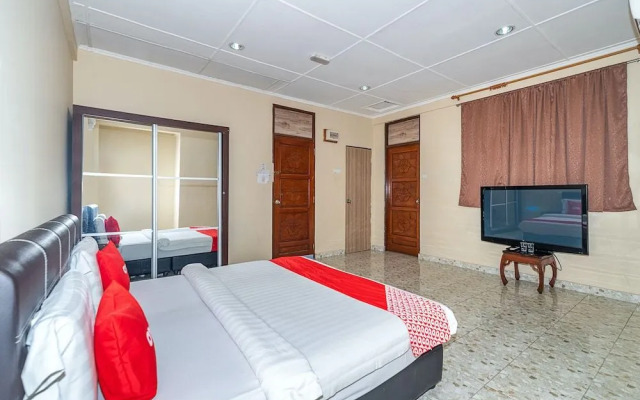 OYO 89932 DD Homestay