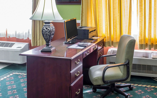 Quality Inn & Suites Sioux City Southeast
