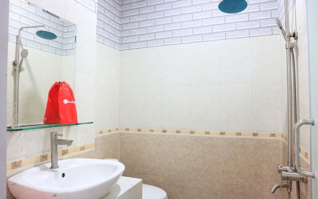 Reddoorz Near Khu che xuat Tan Thuan