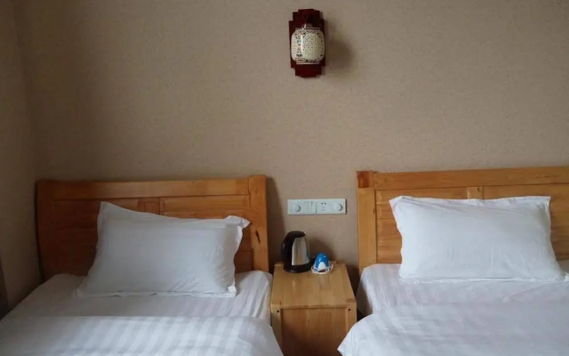 Dali Shuanglang Yinyu Jinxiangyuan Erhai Seaview Hotel