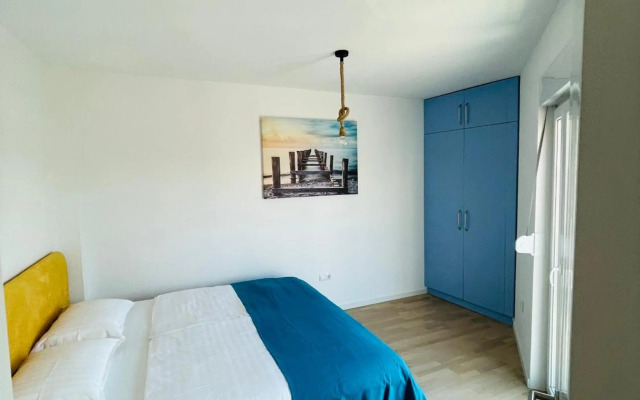 Apartment 7