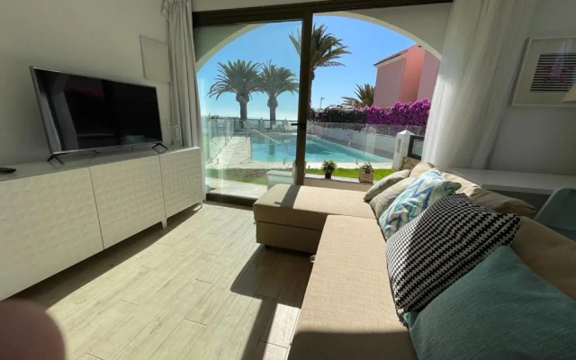 Mar y Playa 1 Seaview Apartment by StayinCanarias