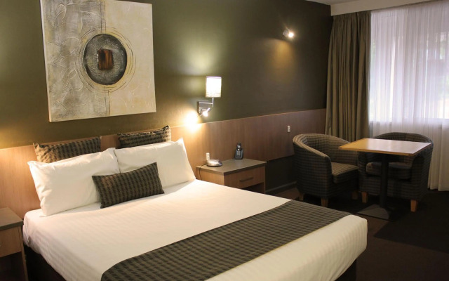 Swan Hill Resort