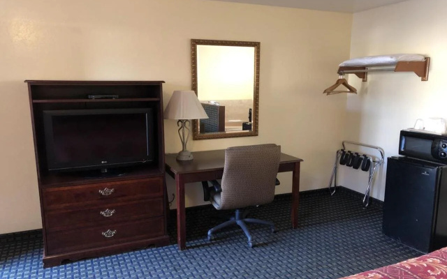 Jamestown Railtown Motel