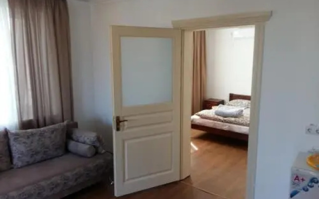 Bliznetsy I Svetofor