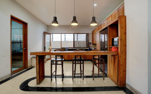 OYO 95214 Ohana Residence Karawaci