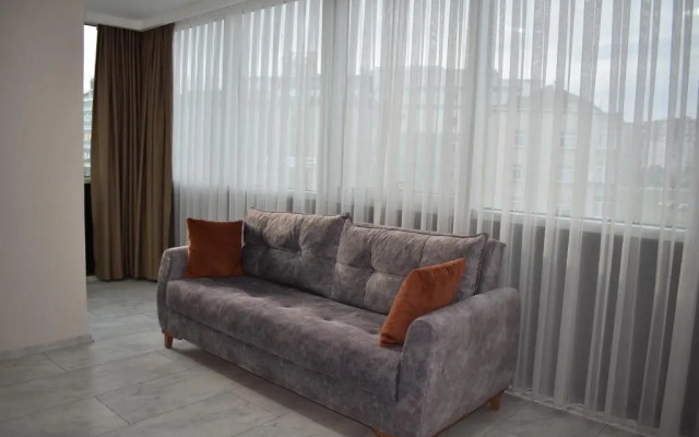 Mia Suite