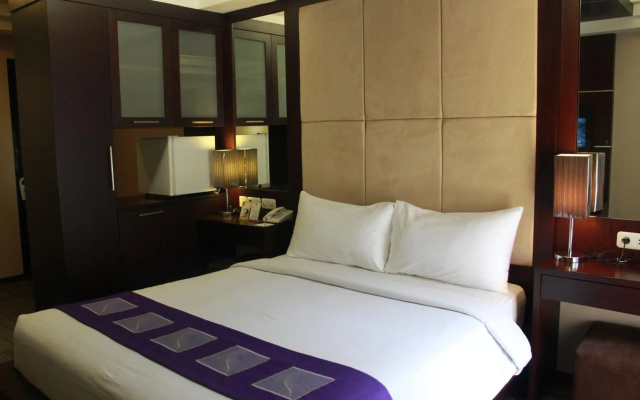 Metro Hotel