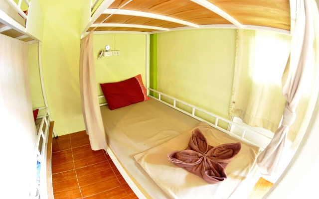 Alena Dorm Room