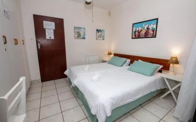 Nothando Backpackers Lodge