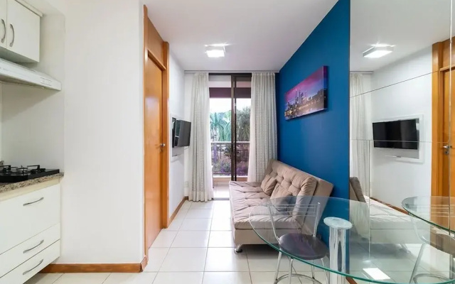 Apt Facing Lake Paranoa - Clr314