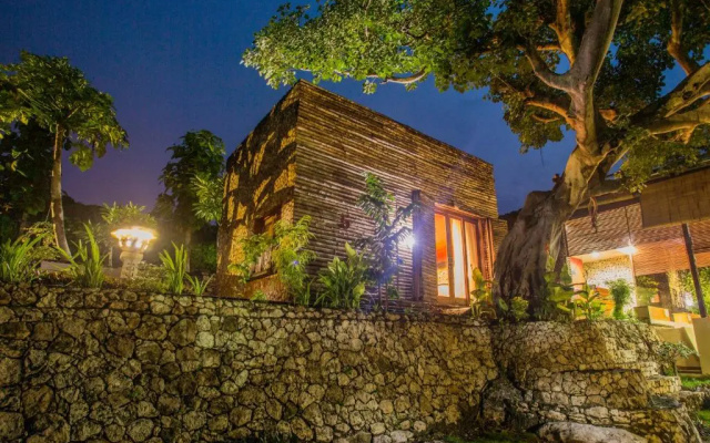 Kabeh Jati Garden Villa and Restaurant